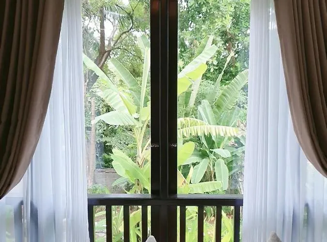 Glam Guest house 3*