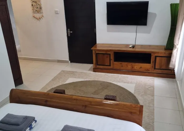 Glam Guest house 3*