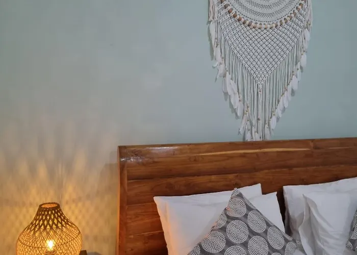 Guest house Glam 3*