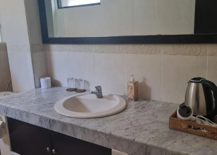 Guest house Glam Canggu (Bali)