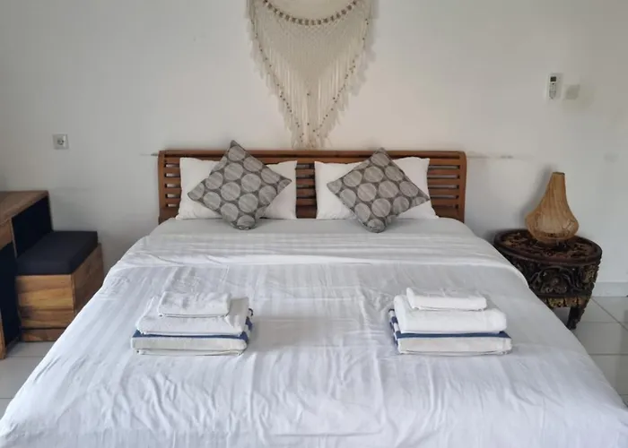 Guest house Glam 3*